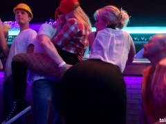 Verga grande, Vestidas, Sexo duro, Lesbiana, Orgía, Fiesta, Estrella porno, Trio