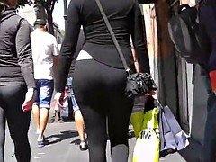 Gringas culonas en leggins