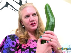 Cul, Britannique, Plantureuse, Mamie, Hd, Masturbation, Mère que j'aimerais baiser, Solo