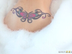 Syren De Mer soaping her juicy ass and large tits