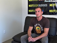 Muscular and smooth newbie likes to jerk off solo at audition