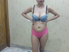 18 jaar, Enthousiasteling, Tante, Pijpbeurt, Bedriegen, Huisgemaakt, Orgasme, Vrouw