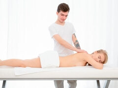 Leie, Arsch, Süss, Hundestellung, Massage, Zierlich, Rasiert, Dürr