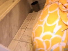 Asiático, Mamada, Penetracion con dedos, Lamidas, Madres para coger, Orgasmo, Tetas, Esposa