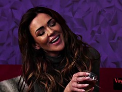 巨乳な, フェムドム, フェティッシュ, シゴき, 下着, 淫乱熟女, 魅力的, のぞき