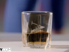 Anal, Cul à la bouche, Sucer une bite, En levrette, Double pénétration, Faciale, Chevaucher, Plan cul à trois