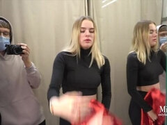 Enthousiasteling, Blond, Stel, Sperma in mond, Sperma shot, Gezichtspunt, Openbaar, Tiener