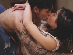 18 ans, Asiatique, Cul, Sucer une bite, Brunette brune, Seins naturels, Maigrichonne, Adolescente