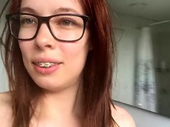 Amateur, Fétiche, Lunettes, Masturbation, Pov, Rousse roux, Nénés, Mouillée