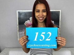 Sucer une bite, Seins naturels, Chatte, Rousse roux, Timide, Maigrichonne, Adolescente, Nénés