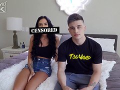 Leie, Grosse titten, Blasen, Hochschule, Spermaladung, Kehlenfick, Hd, Tätowierung