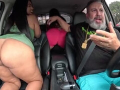 Culo, Belleza, Tetas grandes, Brasileñas, Morena, Coche, Corrida, Primera ves