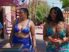 黒人, フェラチオ, 茶髪の, キッチン, 淫乱熟女, オマンコ, タトゥー, 妻