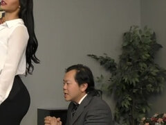 お尻, 舐める尻, 黒人, 顔面騎乗, フェティッシュ, Hd, 淫乱熟女, 愛人