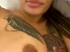 Nana, Gros cul, Gros seins, Noire, Tir de sperme, Noir ébène, Solo, Nénés