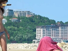 18 jahre, Leie, Strand, Braunhaarige, Nudist, Öffentlich, Jungendliche (18+), Titten