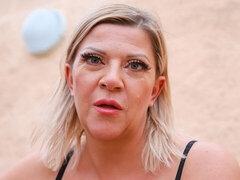 素人, デカ尻, デカパイ, オナニー, 淫乱熟女, アウトドア, 一人, ストリッピング