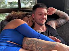 Leie, Grosser schwanz, Bulgarisch, Paar, Aufs gesicht abspritzen, Latina, Pornostars, Spanisch
