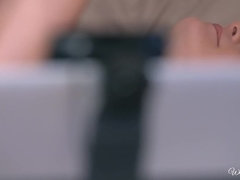 Grote mammen, Voeten, Likken, Moeder die ik wil neuken, Verleid, String, Tieten likken, Webcamera