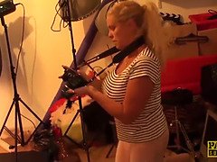 Bezaubernd, Grosse titten, Blondine, Britisch, Hd, Erniedrigung, Nudist, Muschi