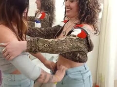 Amateur, Penetracion con dedos, Casero, Lesbiana, Masturbación, Tetas naturales, Orgasmo, Tabú