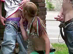 Sucer une bite, Voiture, Orgie, Public, Chatte, Adolescente
