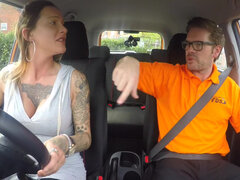 Amateur, Gros seins, Sucer une bite, Voiture, Éjaculation interne, De plein air, Chatte, Étudiant