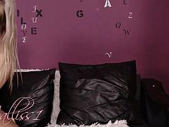 Enthousiasteling, Masturbatie, Alleen