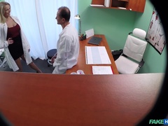 舐める尻, イく瞬間, 医者, バック, 指いじり, 看護婦, ユニフォーム, のぞき