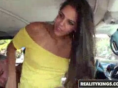 Enthousiasteling, Pijpbeurt, Flashing, Realiteit, Tiener, Tieten likken