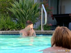 デカパイ, ビキニ, ブロンド, フェラチオ, 眼鏡, オイル, パーティ, ハメ撮り