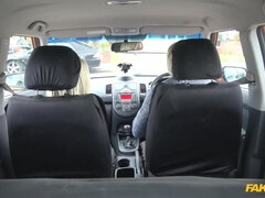 Grote mammen, Rondborstig, Auto, Hondjeshouding, Hardcore, Buiten, Realiteit, Tieten likken