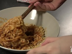Leie, Grosser arsch, Paar, Spermaladung, Spassig, Hd, Schlucken, Titten