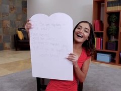 Leie, Blasen, Braunhaarige, Spermaladung, Aufs gesicht abspritzen, Natürlichen titten, Pov, Jungendliche (18+)