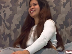 Красотки, Минет, Секс без цензуры, Натуральные сиськи, Крошечные, Развязные, Тайки, Сиськи