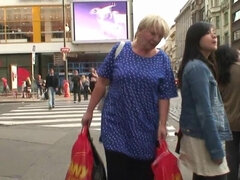 18 ans, Gros seins, Sucer une bite, Tchèque, Mamie, Mature, Orgasme, Chevaucher