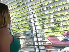 18 jahre, Grosse titten, Schwarz, Blasen, Vollbusig, Hd, Ablutschen, Titten