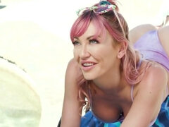 Gros seins, Noire, Sucer une bite, Tromperie, En levrette, Hard, Actrice du porno, Chatte