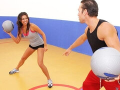 Grosser arsch, Grosser schwanz, Grosse titten, Blasen, Braunhaarige, Hundestellung, Milf, Titten