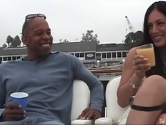 フェラチオ, 茶髪の, イく瞬間, 乱交, 異人種間, アウトドア, フェラする, ヴィンテージ