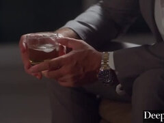 Blonde, Tir de sperme, Faciale, Doigter, Chatte, Chevaucher, Lécher le sphincter, Séduite