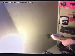Молоденькие, Подглядывание