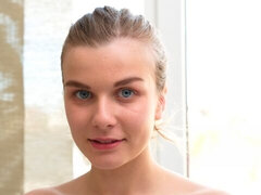 Blonde, Sucer une bite, Embrassement, Léchez, Naturelle, Rasée, Adolescente, Nénés