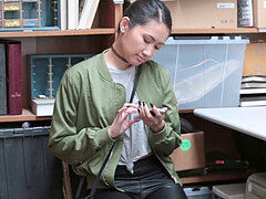 Брюнетки, Крошечные, Молоденькие