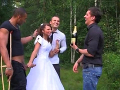 Blasen, Braut, Braunhaarige, Spermaladung, Hardcore, Im freien, Öffentlich, Jungendliche (18+)