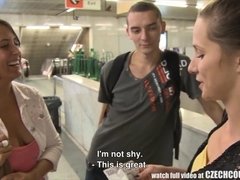 Grote mammen, Bruinharig, Stel, Tsjechisch, Lul, Hd, Openbaar, Tieten likken