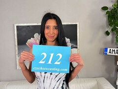 Leie, Grosser arsch, Grosser schwanz, Grosse titten, Blasen, Hundestellung, Pov, Dürr