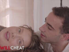 18 jahre, Blasen, Braunhaarige, Gehörnter ehemann, Hardcore, Hd, Titten, Nass