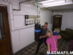 Минет, Грудастые, Семяизвержение, Немки, Спортзал, Натуральные сиськи, Соски, Сиськи