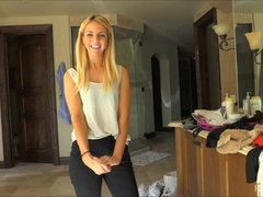 Anal, En gros plan de très près, Robe, Doigter, Talons, Orgasme, Solo, Sous la jupe